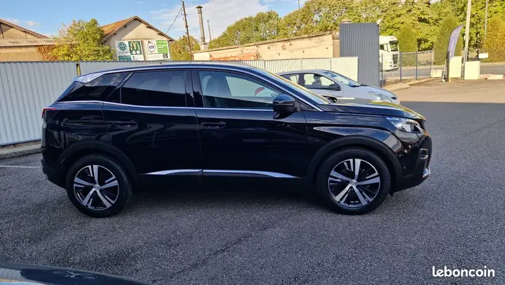 Peugeot 3008 2019 photo 4