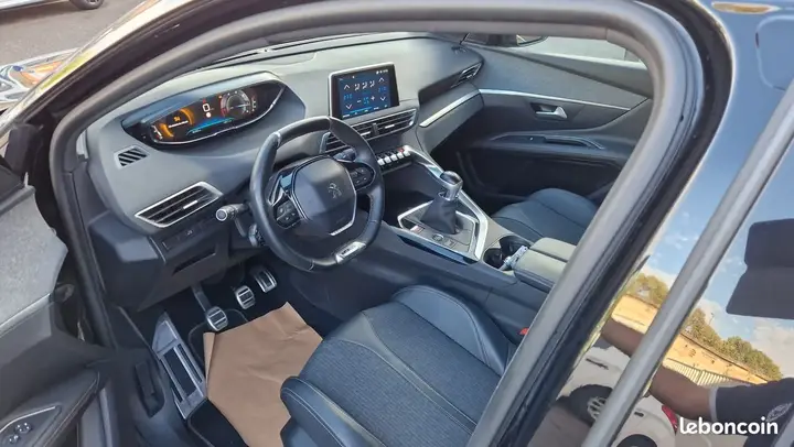 Peugeot 3008 2019 photo 5