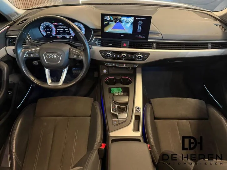 Audi A4 Avant 2021 photo 2