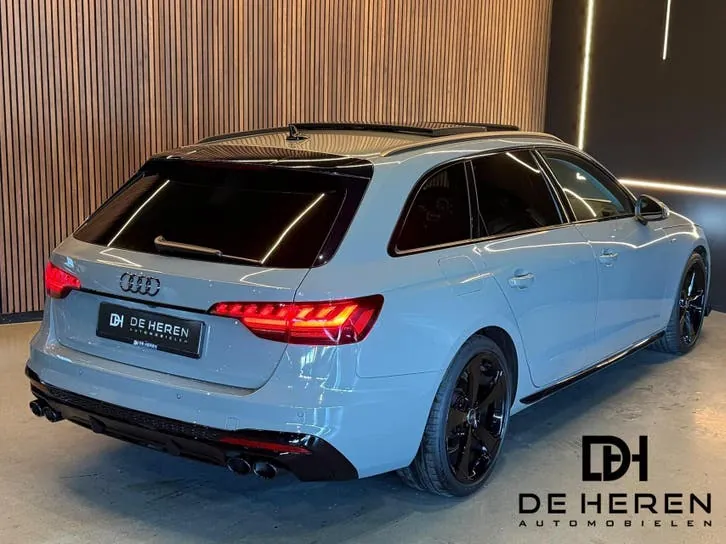 Audi A4 Avant 2021 photo 3