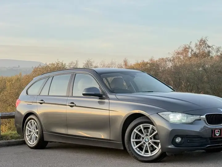BMW 3 Series 2016 photo 4
