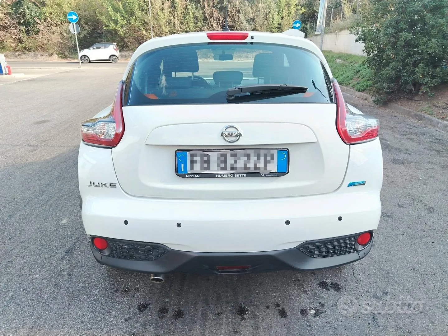 Nissan Juke 2015 photo 2