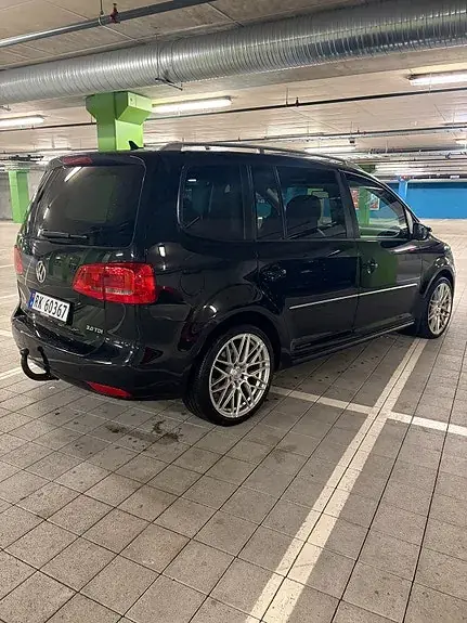 Volkswagen Touran 2013 photo 5