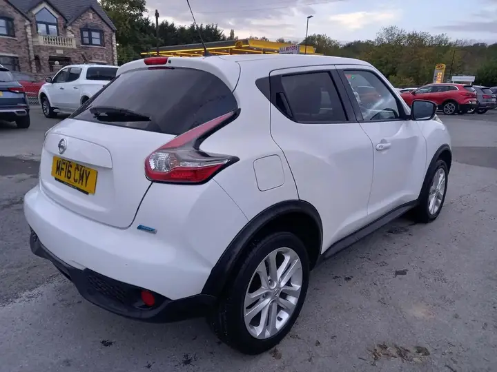 Nissan Juke 2016 photo 2
