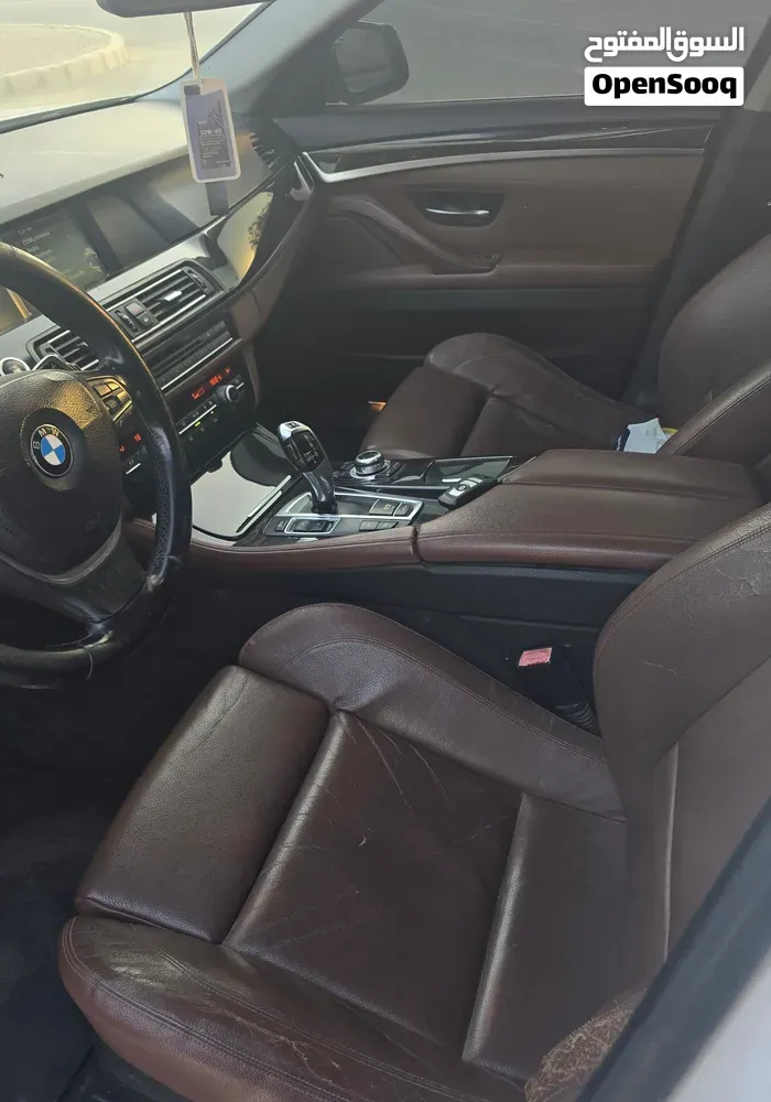 BMW 5 Series 2011 photo 4