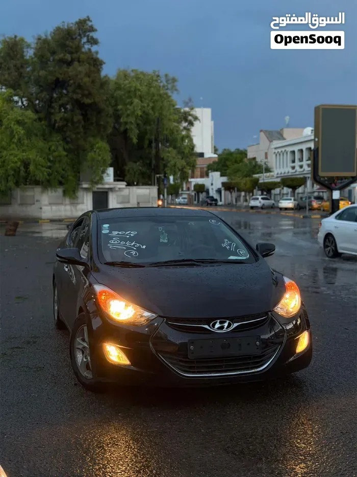 Hyundai Avante 2012 photo 2