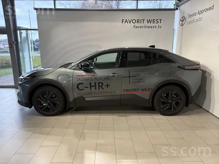 Toyota C-Hr 2026 photo 2