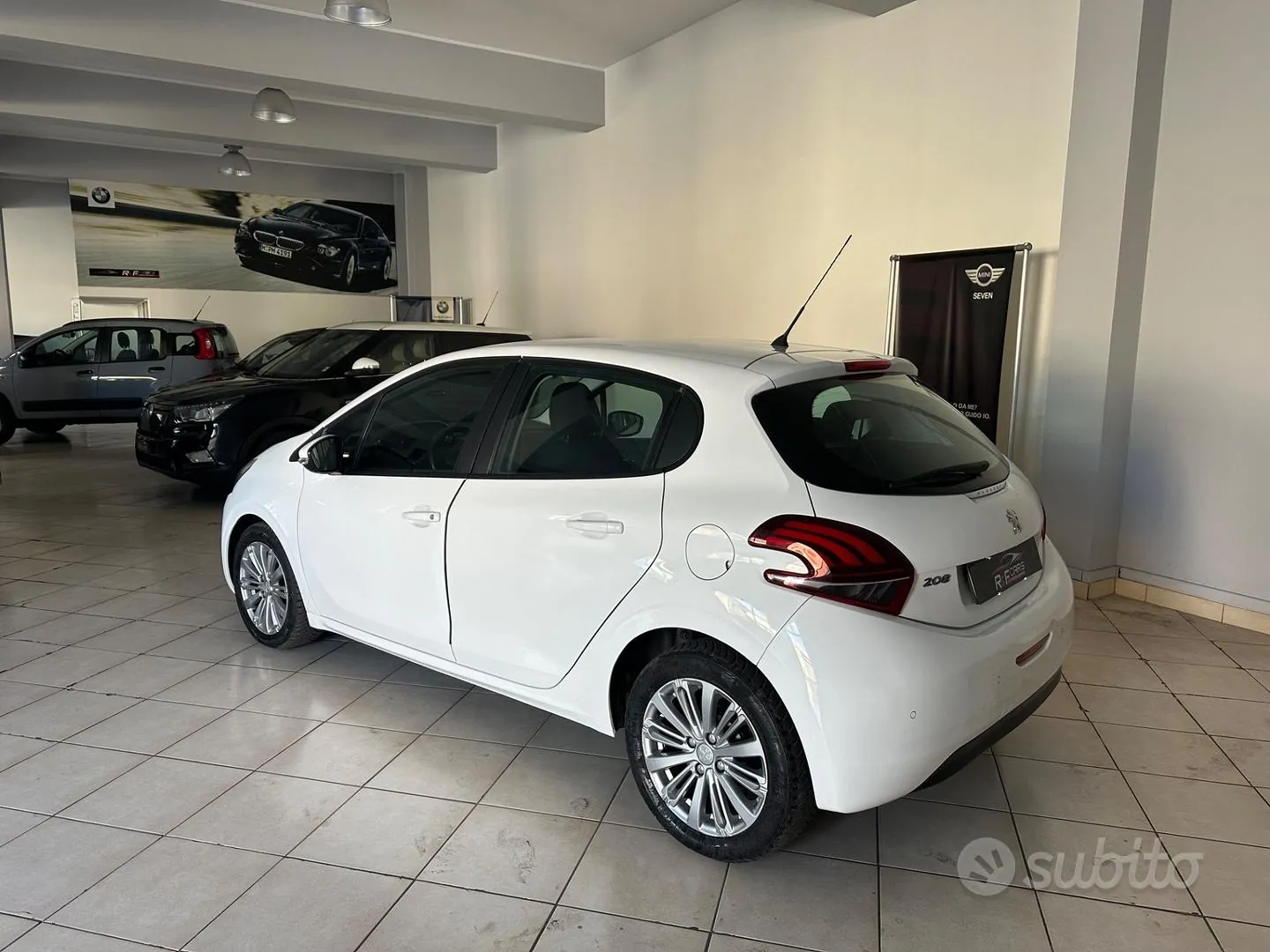 Peugeot 208 2017 photo 4