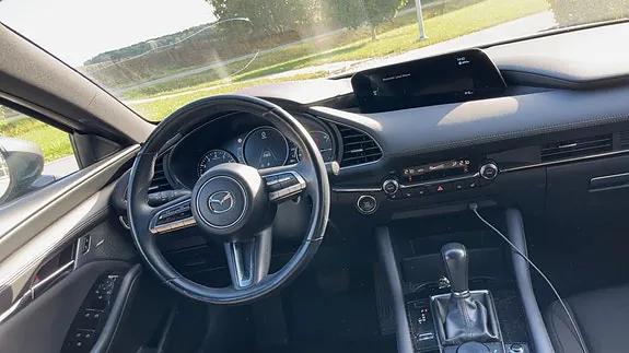 Mazda 3 2019 photo 3