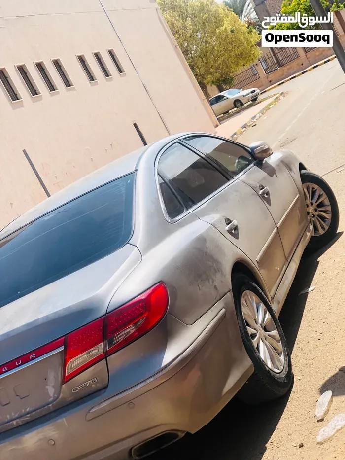 Hyundai Azera