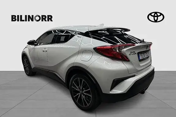 Toyota C-Hr 2018 photo 3