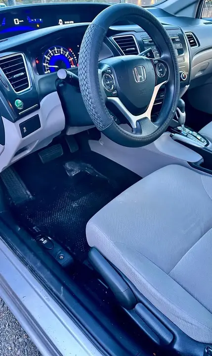 Honda Civic 2013 photo 4