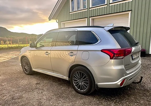 Mitsubishi Outlander 2019 photo 4