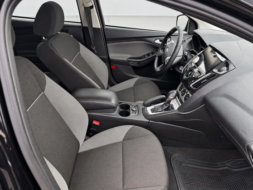 Ford Focus 2014 photo 5