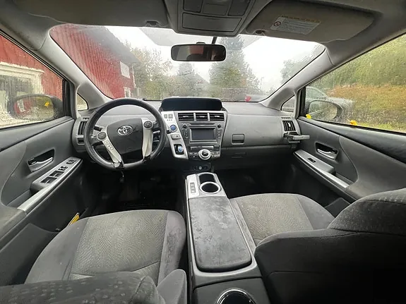 Toyota Prius 2012 photo 4
