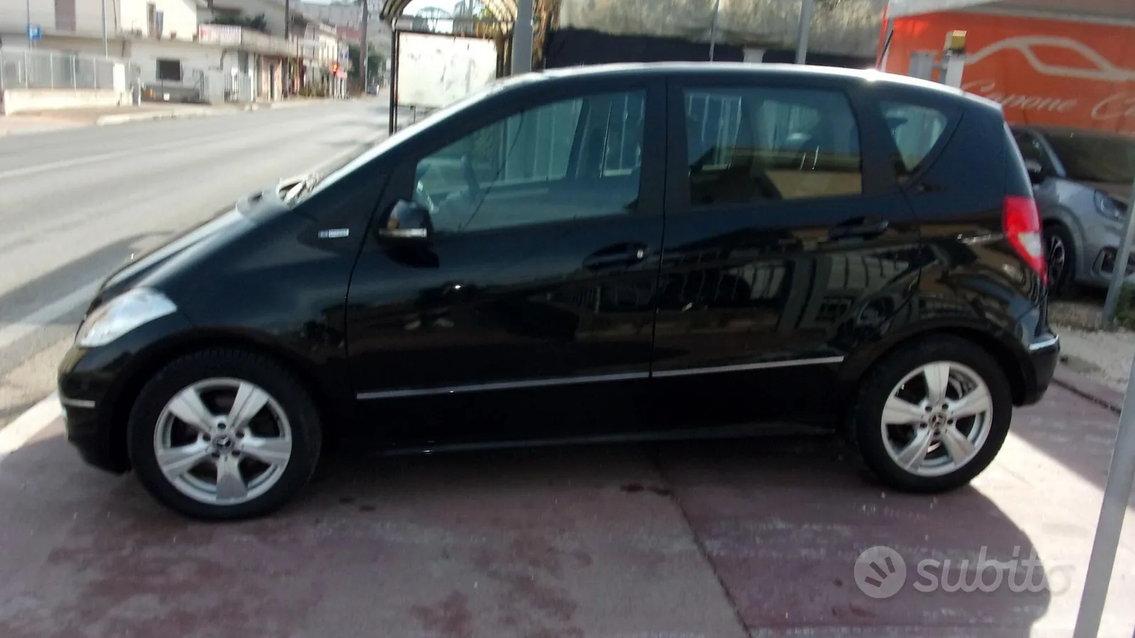 Mercedes-Benz A 160 2011 photo 3