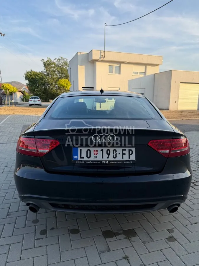 Audi A5 2010 photo 5