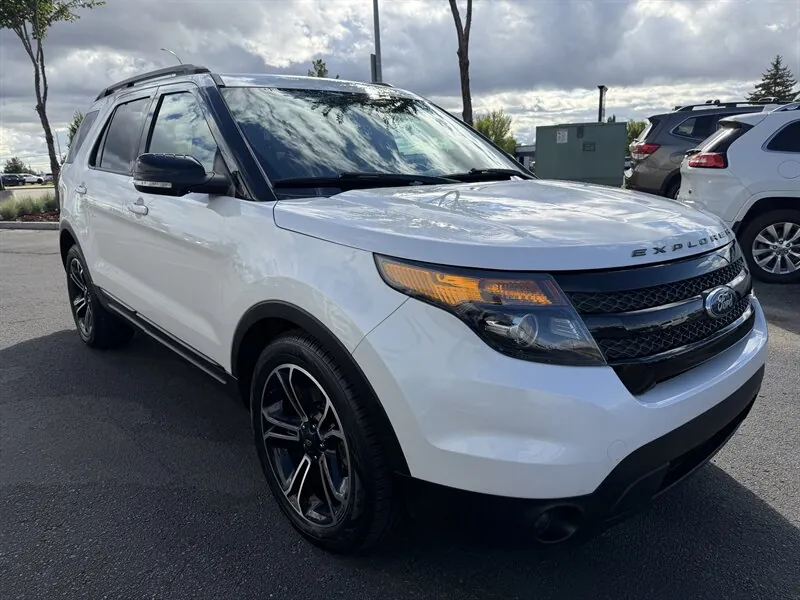 Ford Explorer Sport 2015 photo 3