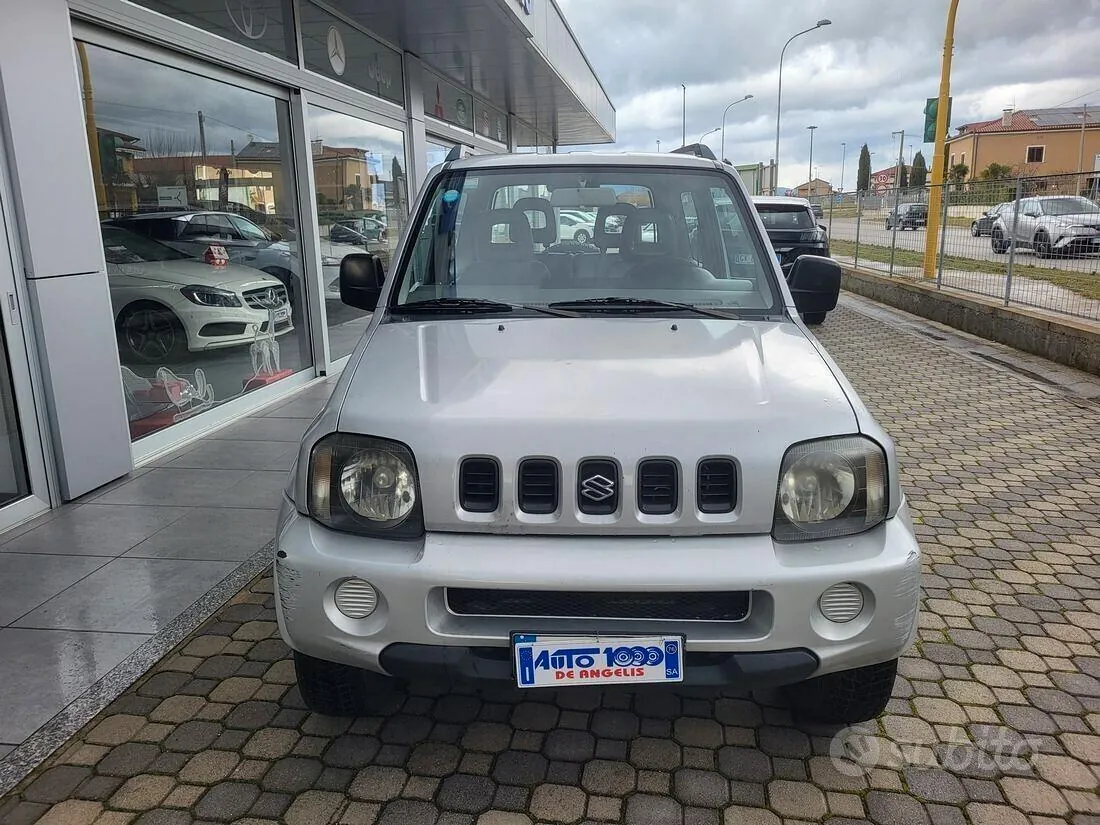 Suzuki Jimny 2000 photo 4