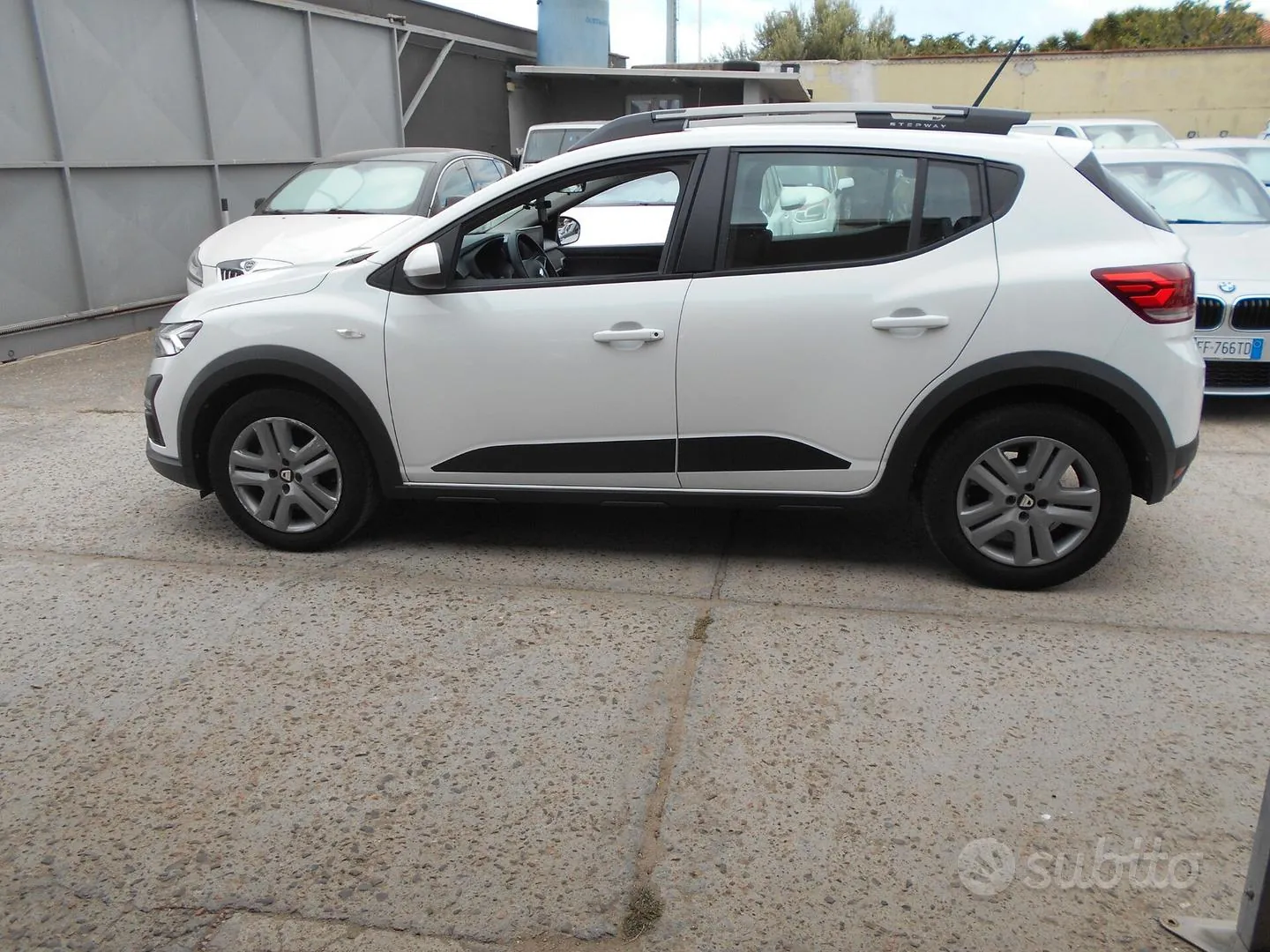 Dacia Sandero 2022 photo 2