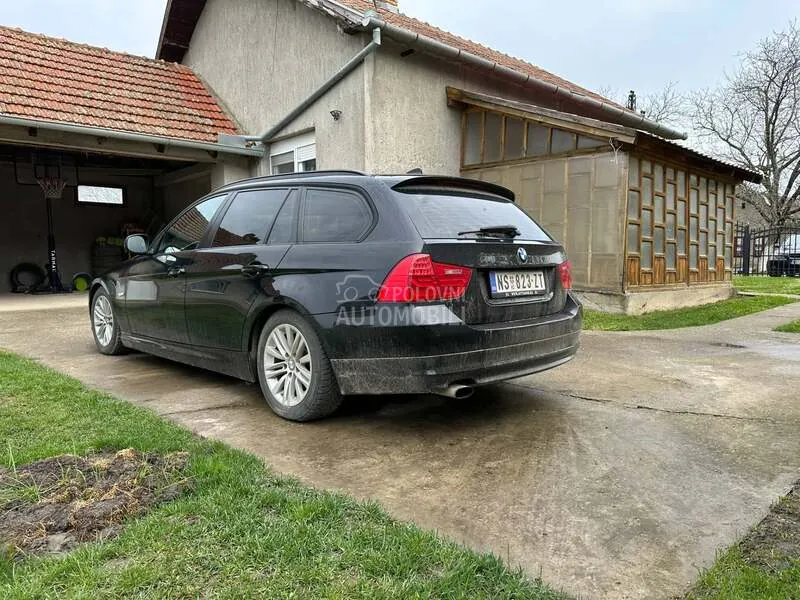 BMW 318 2010 photo 3