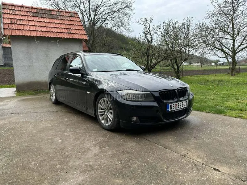 BMW 318 2010 photo 5