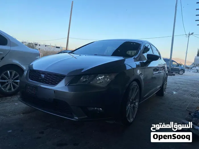 Seat Leon 2015 photo 2