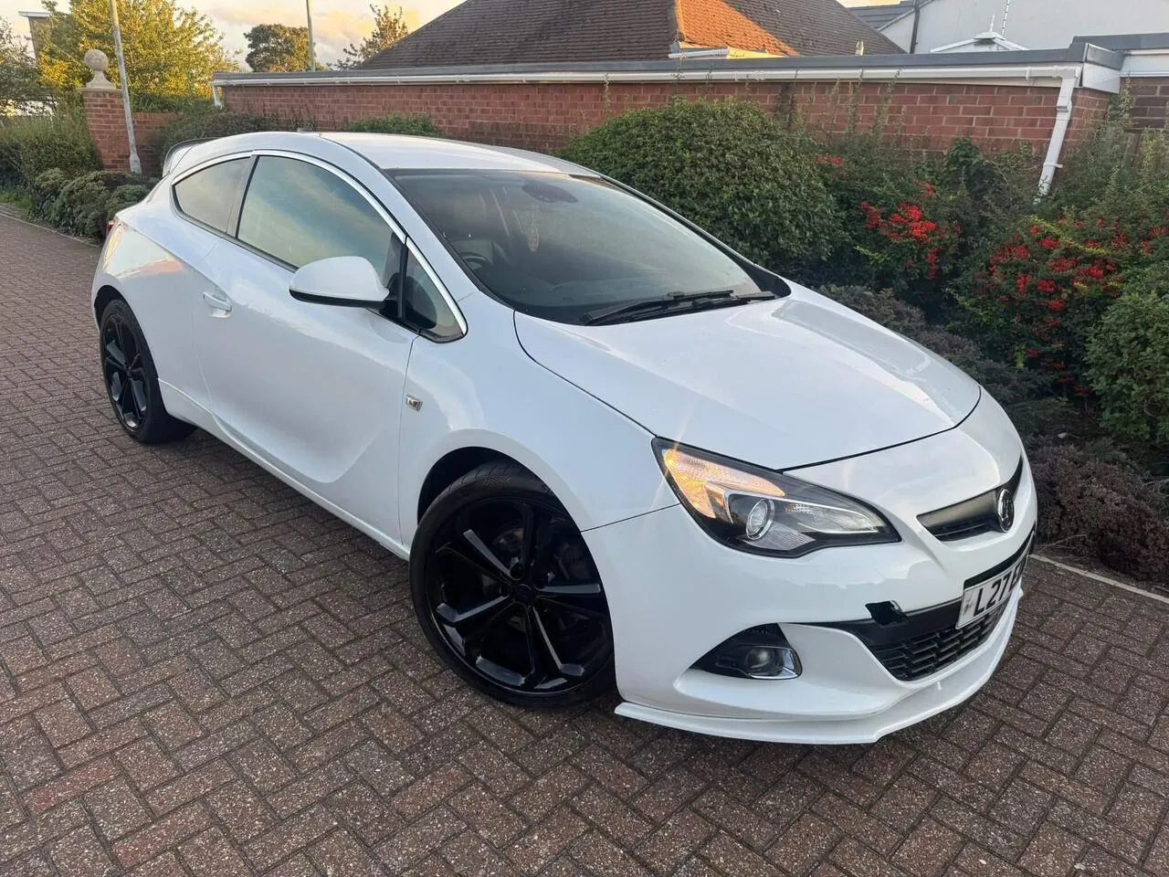 Vauxhall Astra Gtc 2016 photo 3