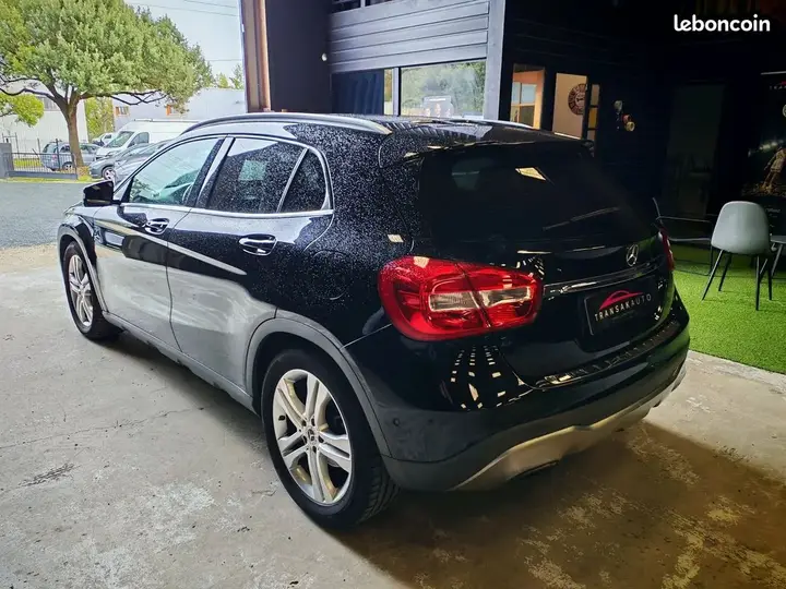 Mercedes-Benz Gla 2017 photo 3