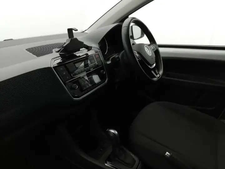 Volkswagen E-Up! 2021 photo 5