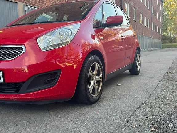 Kia Venga 2010 photo 5