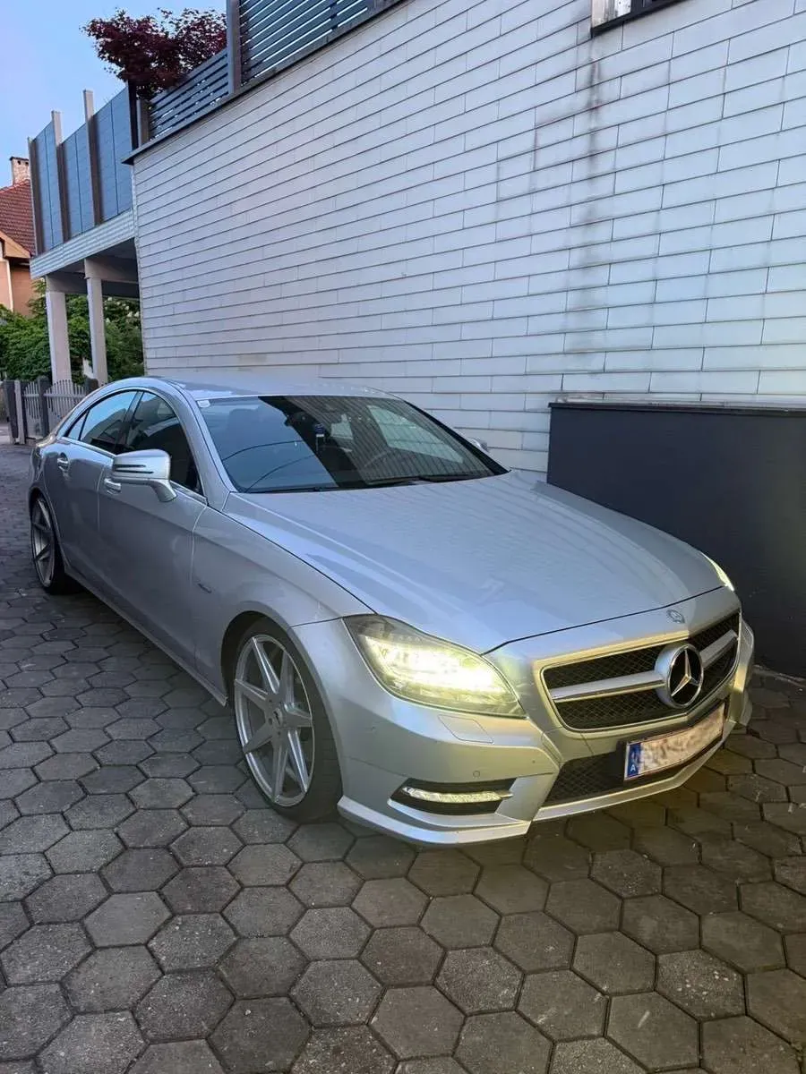 Mercedes-Benz Cls-Class