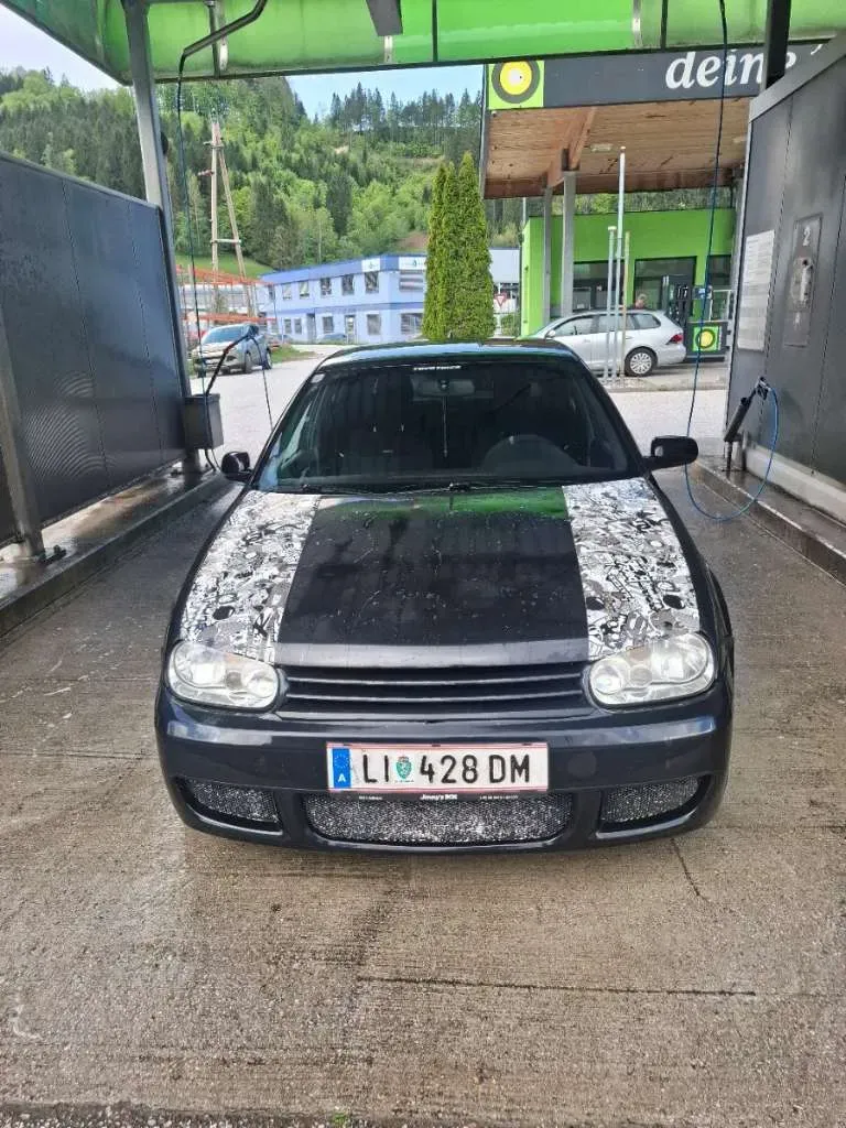 Volkswagen Golf 1998 photo 2