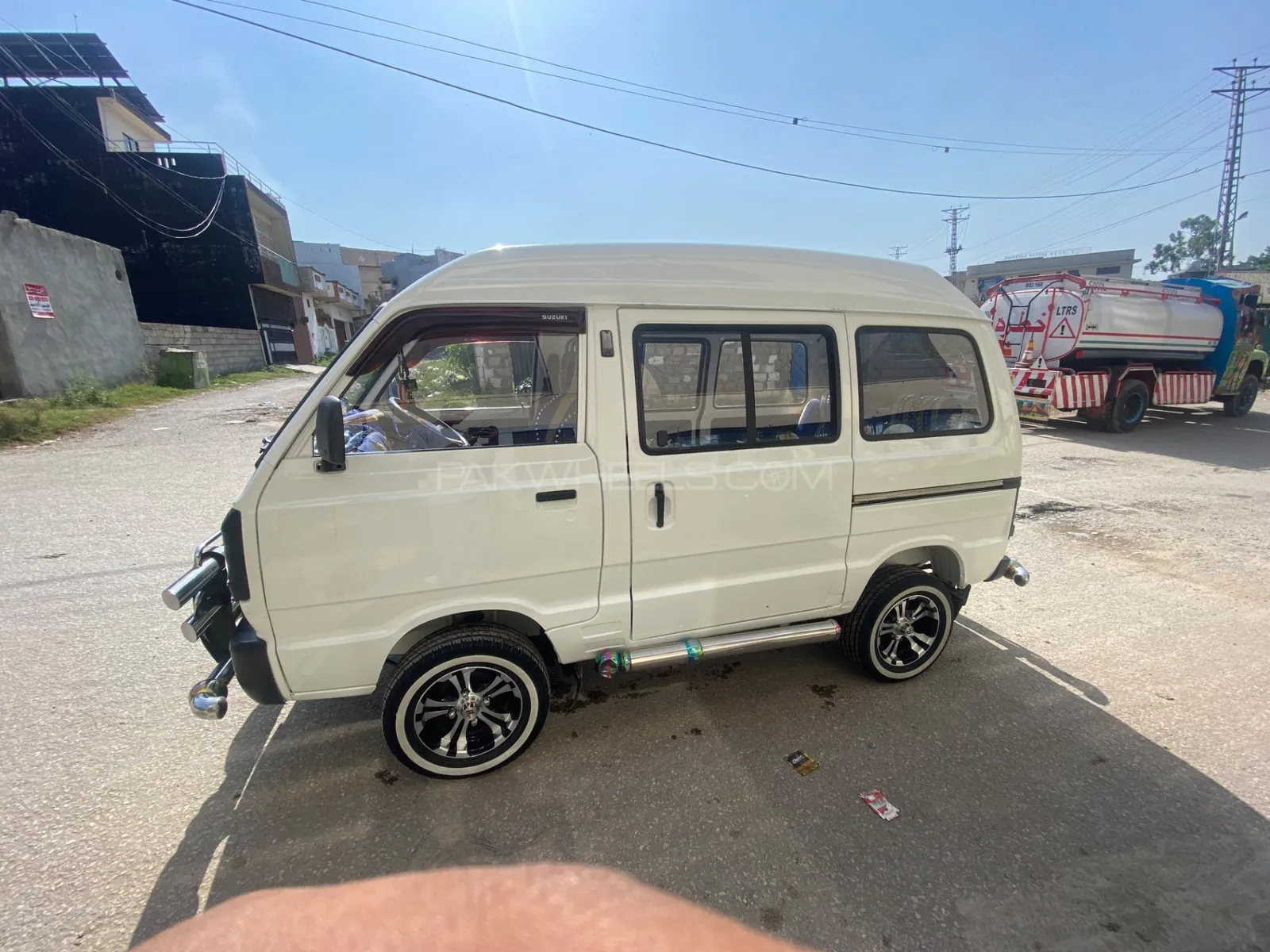 Suzuki Bolan