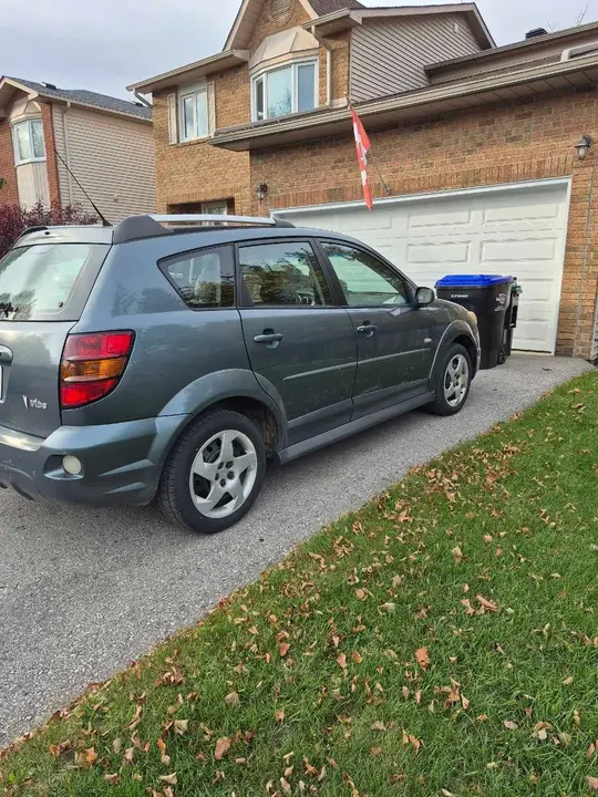 Pontiac Vibe 2007 photo 2