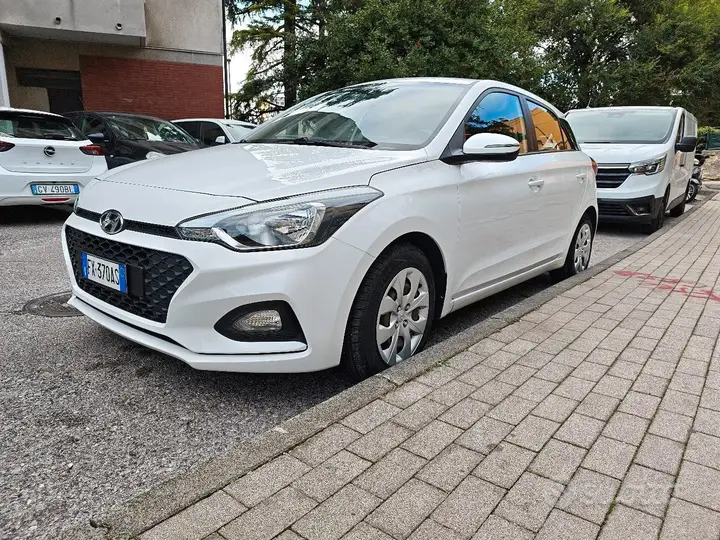Hyundai I20