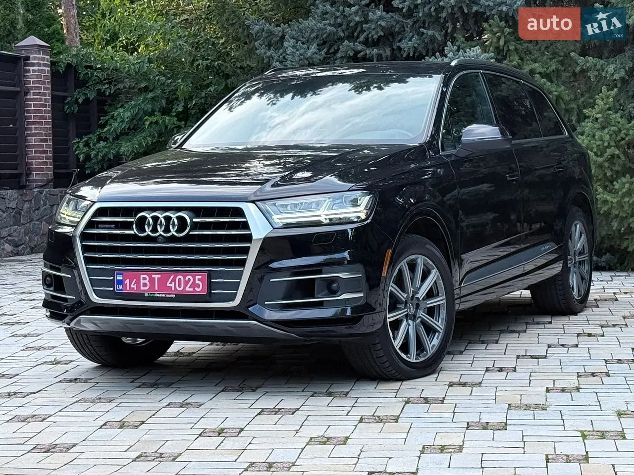 Audi Q7 2017 photo 3