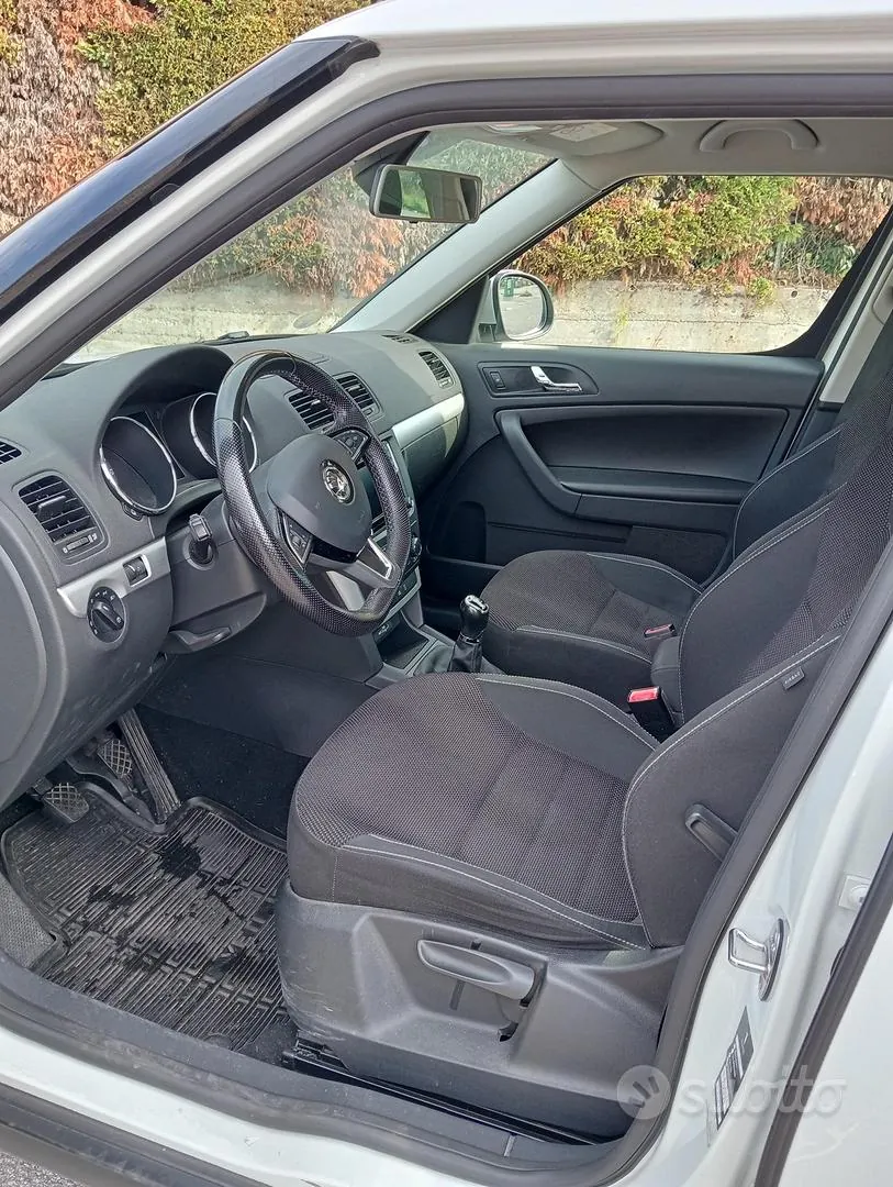 Skoda Yeti 2017 photo 5