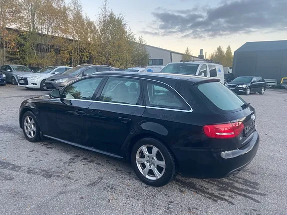 Audi A4 2009 photo 5