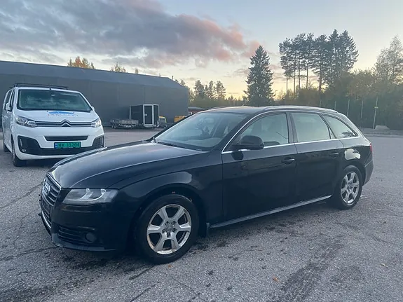 Audi A4 2009 photo 3
