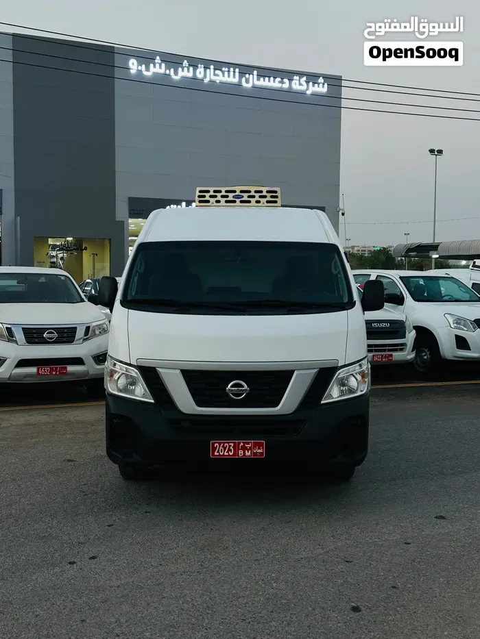 Nissan Urvan 2022 photo 2