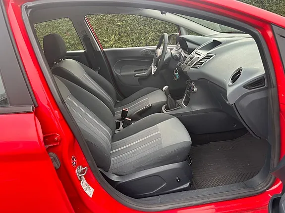Ford Fiesta 2009 photo 5