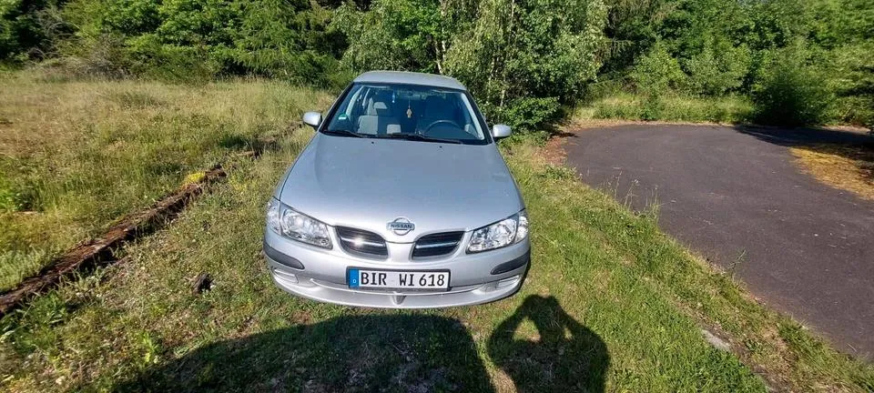 Nissan Almera