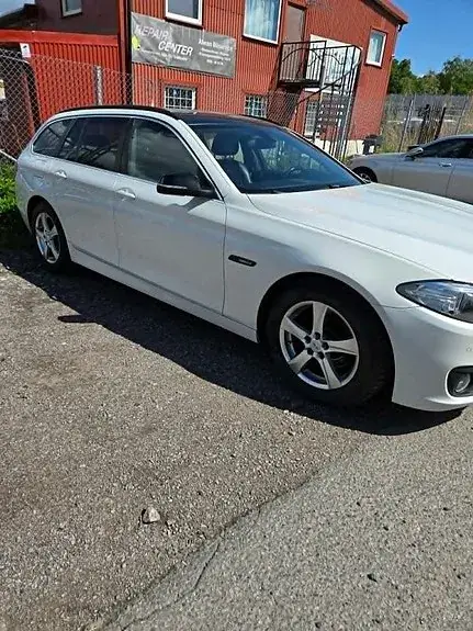 BMW 520D 2015 photo 2