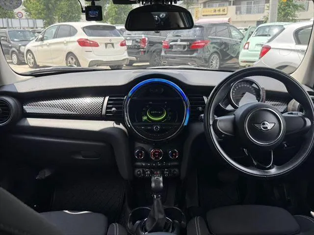Mini Cooper 2016 photo 3