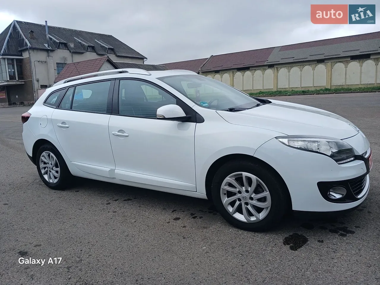 Renault Megane 2013 photo 4