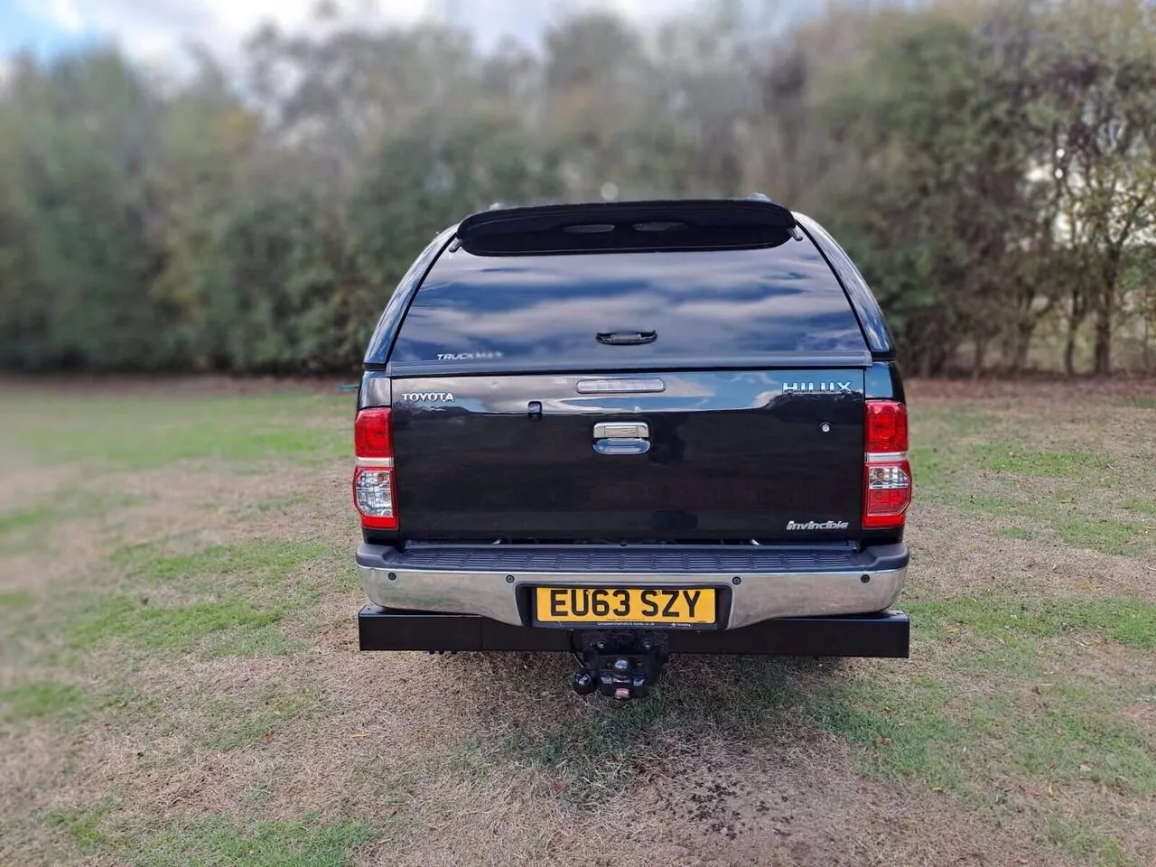 Toyota Hilux 2013 photo 2