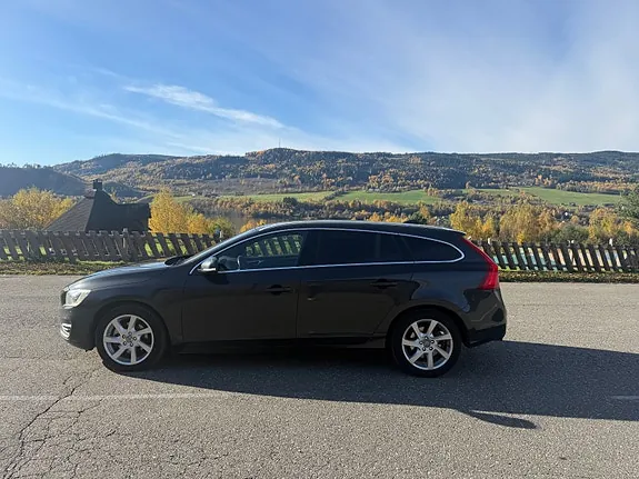 Volvo V60 2014 photo 5