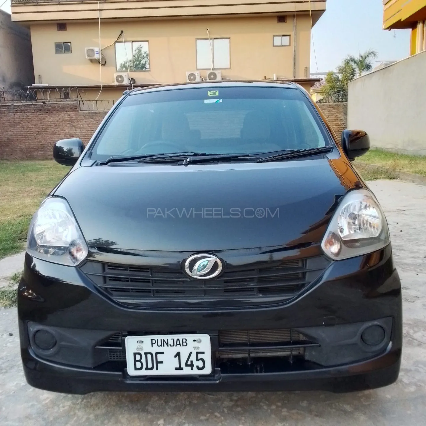 Daihatsu Mira