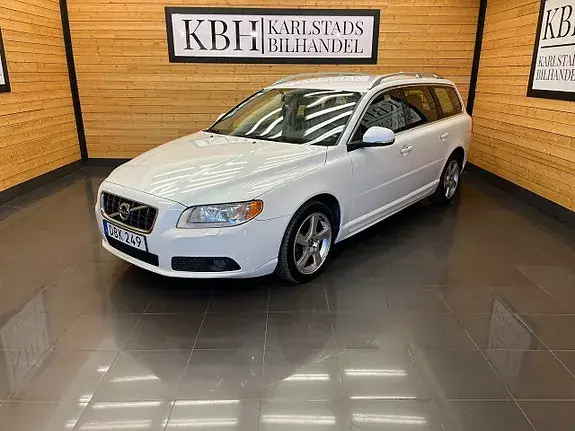 Volvo V70 2012 photo 2